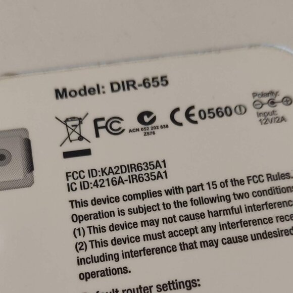 D-Link DIR-655 300 Mbps 4-Port Gigabit Wireless N Router / Bridge / Access port - Picture 3 of 3